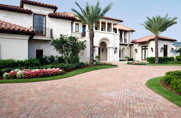 Best Driveway Paving Contractor  in Apollo, PA